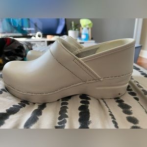 White dankso shoes, worn only once.